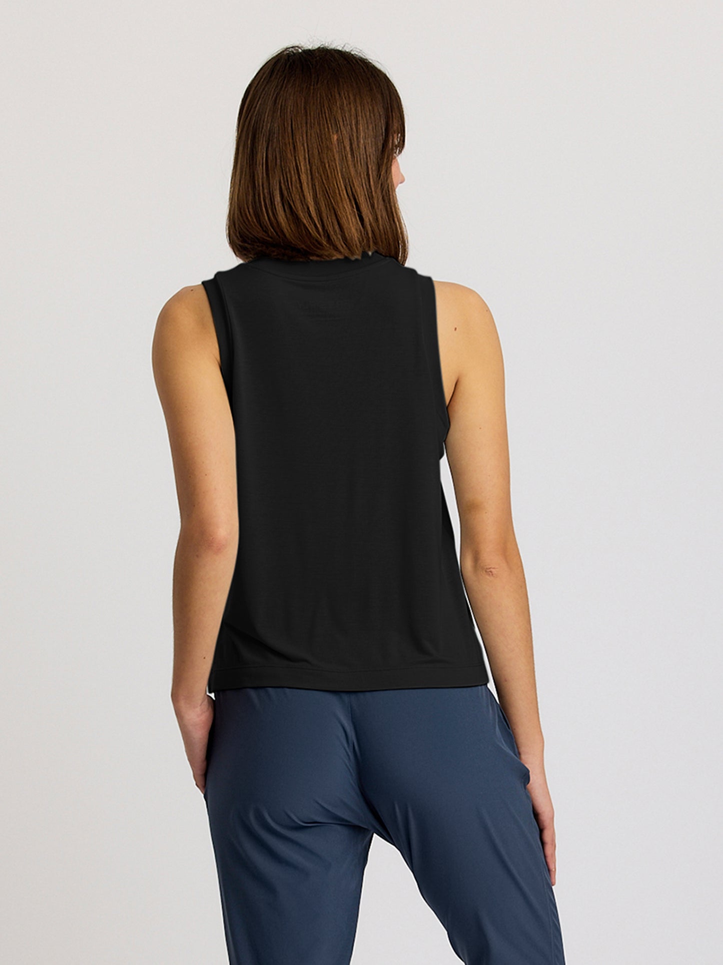 Elevate Lightweight Tank - Fitted