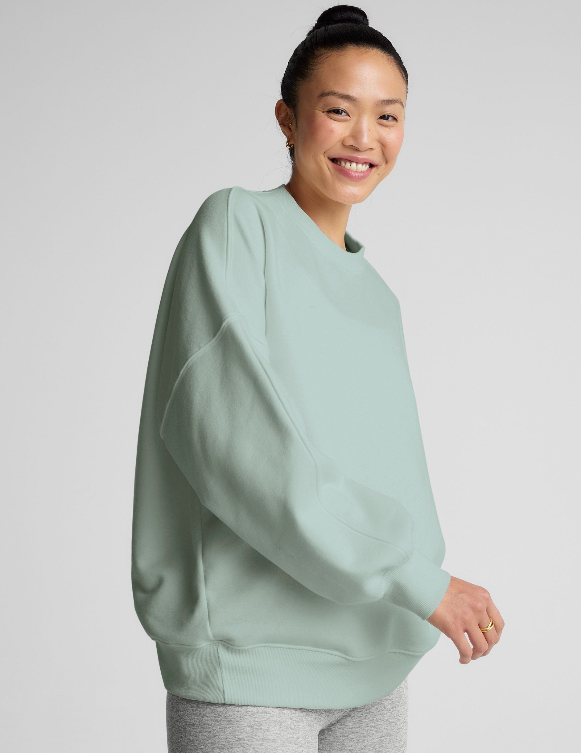LuxeFleece Oversized Sweatshirt - Fitted