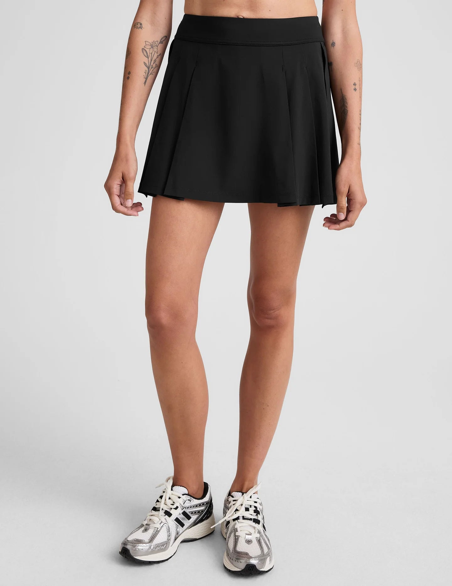 Score Pleated Skirt - Fitted