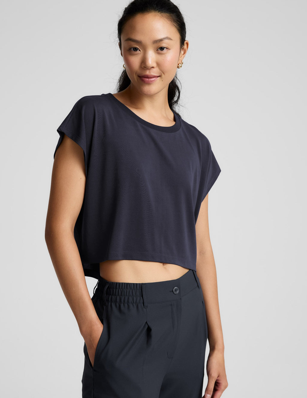 Studio Luxe Cropped Tee - Fitted