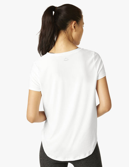 ON THE DOWN LOW TEE - Fitted